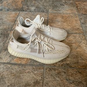 Yeezys size 8.5 men’s in great condition